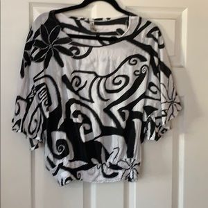 Wahine Toa shirt size small